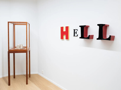 Various artists, Group show, exhibition view. Courtesy of QG Gallery