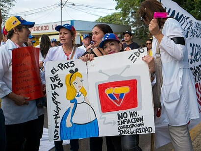 Protest in Venezuela against government censorship