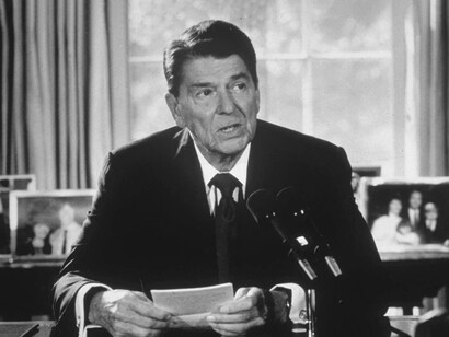 El liderazgo de Ronald Reagan en los años finales de la Guerra Fría consolidó una estrategia geopolítica que, aun en el contexto del debilitamiento soviético, evitó avanzar hacia un desarme nuclear total