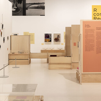 R comme regarder, vue de l'exposition. Avec l'aimable autorisation de Photo Elysée