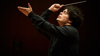 Andrea Battistoni, direttore musicale Teatro Regio Torino