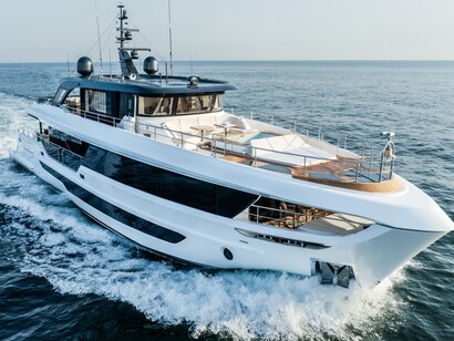 La connettività e la smart-tecnologia hanno avuto ampio spazio nell’edizione 2025: sono state presentate soluzioni integrate di rete satellitare, sensori LIDAR e sistemi di sicurezza avanzati pensati per gli yacht di lusso. MAJESTY 100 TERRACE - Gulf Craft ©Monaco Yacht Show