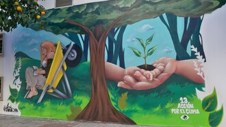 Mural de Van Der Tez ("Siesta Man") de noviembre de 2022 en el centro ciudadano Rafael González Luna, en el número 2 de la calle Virgen de la Candelaria, Málaga, España