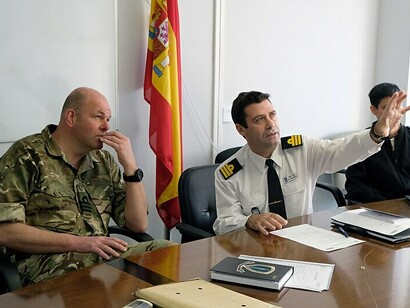 Naval Station Rota, Cádiz, Spain (Feb. 5, 2019) – Spanish Navy Commander Francisco San Martín and British Royal Navy Commander John Payne discussed future collaborations during Exercise ARRCADE Dreadnought 2019, aimed at enhancing NATO maritime capabilities