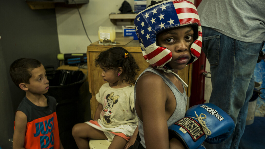 Alex Webb, Philadelphia, Rock ministries boxing club, 2016. Courtesy of Philadelphia Museum of Art