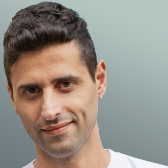 Ezio Passacantilli, parte del cast dello spettacolo “Figli maschi”. Cortesia del Teatro Golden