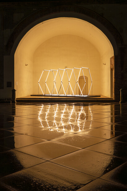 Cachito Vallés, Sun twist, 2025. Courtesy of the artists and Galería Luis Adelantado. Photo by Claudia Ihlek