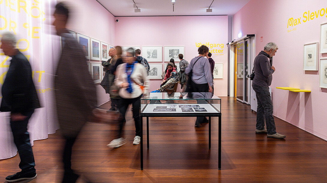Under the spell of Mozart’s magic flute, exhibition view. Courtesy of Museum der Moderne