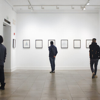 Not Vital, ¿Qué hace el viento cuando no sopla? Vista de exhibición. Cortesía de proyectoamil