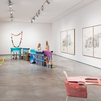 Ester Partegàs, Arquitectura menor, vista de exhibición. Cortesía de Es Baluard Museu d'Art Contemporani de Palma