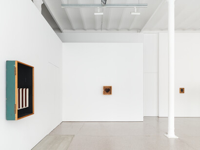 Jef Geys, 1961-1970, exhibition view. Courtesy of Gallery Greta Meert