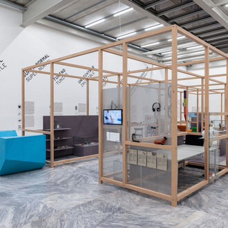 Aut now. 100 × österreichisches design für das 21. jahrhundert, ausstellungsansicht. Mit freundlicher genehmigung des Museum für angewandte Kunst