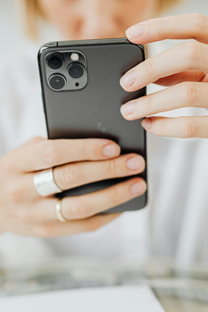 Un político con estructura de pensamiento ofrece previsibilidad y confianza, porque su palabra no cambia al ritmo de los likes