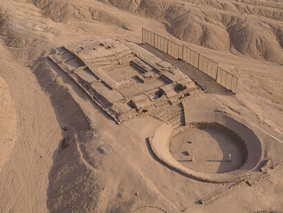 La ciudad de Peñico, Perú, se desarrolló de manera paralela a otras grandes civilizaciones como Egipto o Babilonia, destacando por su carácter pacífico e integrador