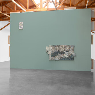 Anri Sala, vista de exhibición. Cortesía de kurimanzutto