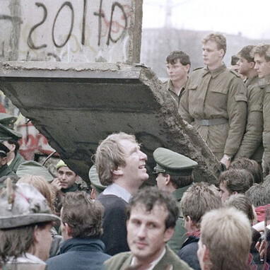 Muchos dirigentes permanecieron aferrados a las certezas ideológicas incluso después de que el Muro evidenciara que el mundo ya había cambiado de manera definitiva