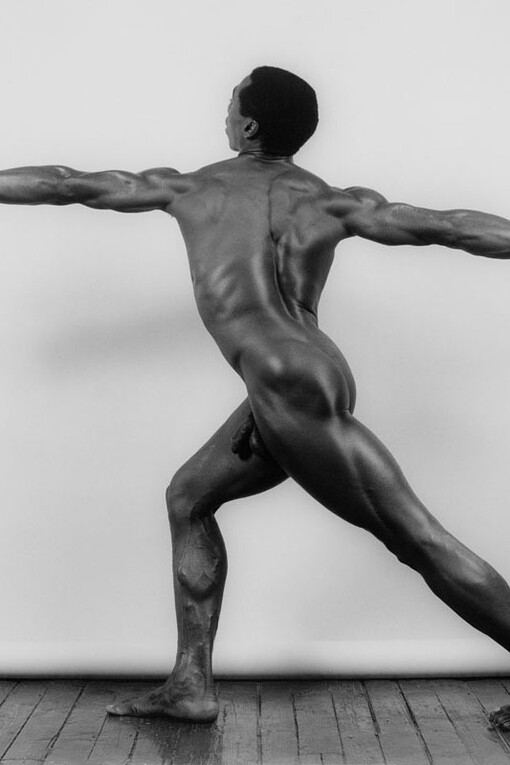 Robert Mapplethorpe, Derrick cross (detail), 1983. Courtesy of Mart