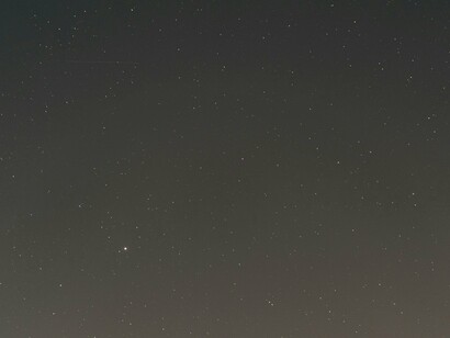 Mas mesmo perante a aniquilação iminente, é de duvidar que abandonássemos os nossos ismos nefastos. O racismo não desaparece porque alguém tem tentáculos; o machismo não se dissolve só porque um ET é hermafrodita. O classismo, o capacitismo, o fundamentalismo ou o egoísmo não se evaporam com um ataque vindo do céu