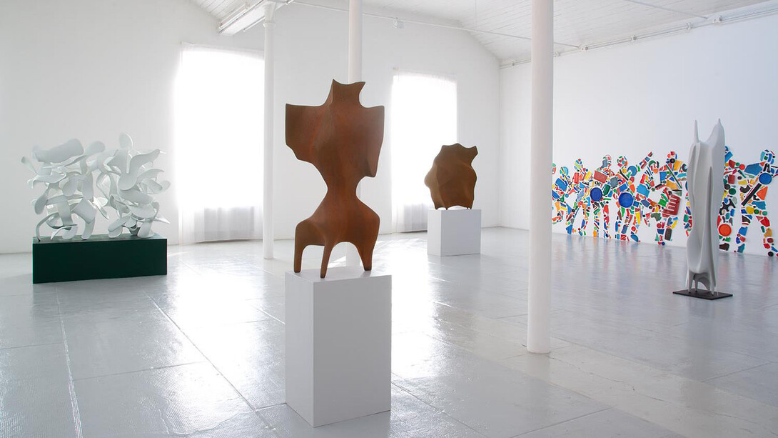 Tony Cragg, Ge(schichte), veduta della mostra. Cortesia della Galleria Tucci Russo