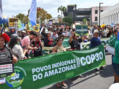 Indigenous Peoples of Brazil & elsewhere at Marcha Unificada, Belem @ Ashish Kothari