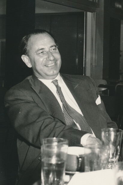 Jean Tschumi, l'inaguration du Cèdre 25.06.1956 © Archives de la Vaudoise Assurances, Lausanne