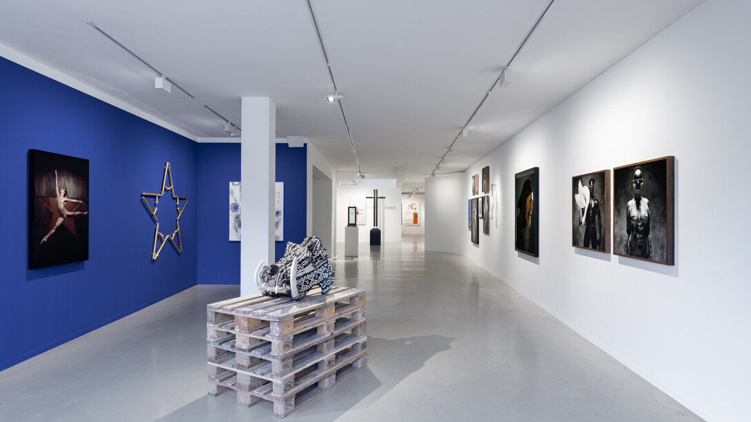 Various artists, Tender fury, exhibition view. Courtesy of Galerie Ron Mandos
