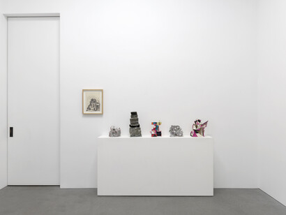 Joanne Greenbaum, Amnesia, exhibition view. Courtesy of Nino Mier Gallery