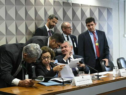 Hemos de recordar que los mensajes moldean la percepción, el comportamiento y las decisiones que tomamos, tanto a nivel personal como colectivo. CPMI - Noticias Falsas - Comisión Parlamentaria Mixta de Investigación, Senado federal, Brasilia, Brasil