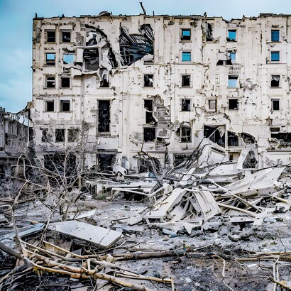 Queste crisi non sono isolate, ma si inseriscono in una crescente competizione strategica tra grandi potenze come Stati Uniti, Cina e Russia. Foto di Jade Koroliuk