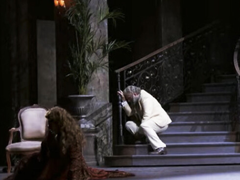 Manon Lescaut es una ópera en italiano en cuatro actos compuesta por Giacomo Puccini entre 1889 y 1892 basada en la novela de 1731 "Histoire du Chevalier des Grieux, et de Manon Lescaut" del abate Prévost. La ópera se estrenó en 1893 en Turín, en el Teatro Regio. Altea Media-TV