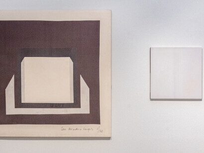 Various artists, La avanzada femenina, exhibition view. Courtesy of Galería La Cometa