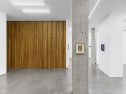 Bram Van Breda, When a bubble hits the surface, vue de l'exposition. Avec l'aimable autorisation de la Whitehouse Gallery