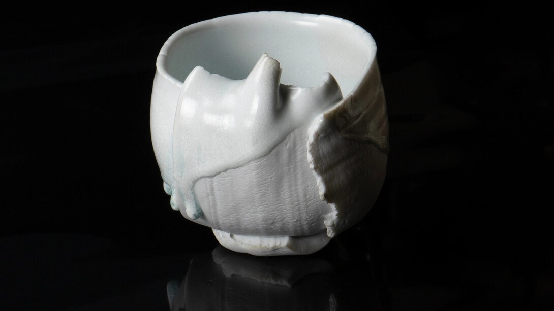 Kato Mami, Jingdezhen porcelain tea bowl, 2025. Courtesy of Dai Ichi Arts