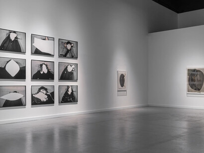 Ali Kaaf, The fire’s edge, exhibition view. Courtesy of Ayyam Gallery