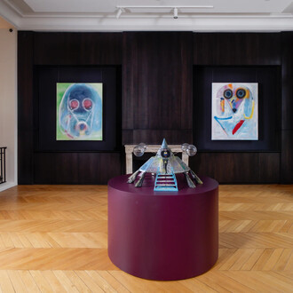 Door to the cosmos, 2025. Vue de l'exposition. Photo : Pauline Assathiany. Avec l'aimable autorisation de la galerie Mariane Ibrahim