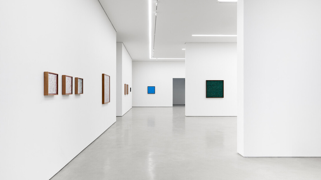 Gabriel de la Mora, Repetición diferencia, vista de exposição. Cortesia da Galeria Simões de Assis