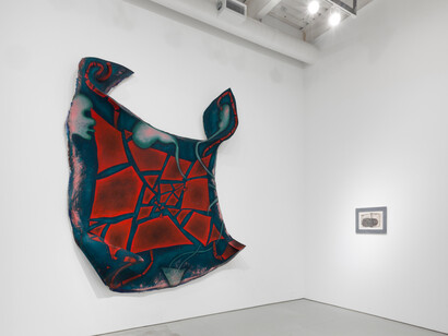 Singing in unison, part 12: painting in space, exhibition view. Courtesy of Art Cake