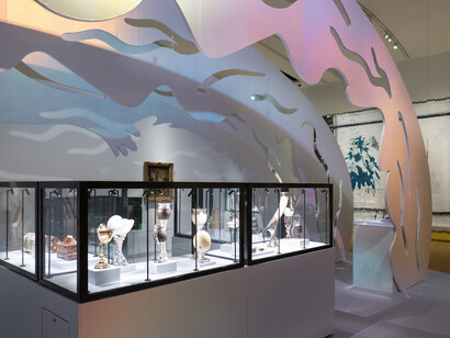 Microcosm – The world in a Wunderkammer, exhibition view. Courtesy of Drents Museum