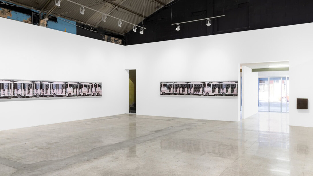 Peter Fischli, Adición, sustracción, multiplicación, vista de exhibición. Cortesía de House of Gaga