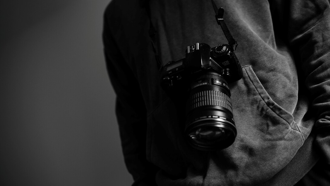 Dino Pedriali ha concepito la fotografia come un atto di ascolto, non come una semplice registrazione del visibile