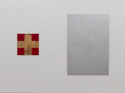 John Nixon, Artist of the monochrome, works from 1968 — 2020, exhibition view. Courtesy of Anna Schwartz Gallery