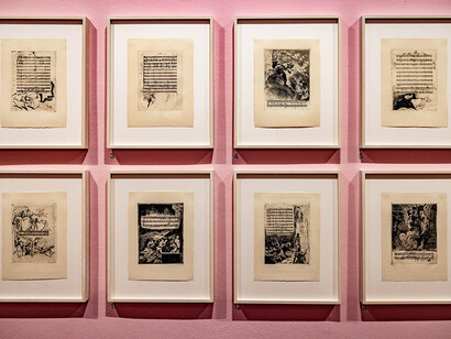 Under the spell of Mozart’s magic flute, exhibition view. Courtesy of Museum der Moderne