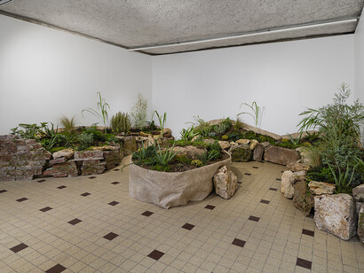 Susana Pilar, Not alone, exhibition view. Courtesy of Galleria Continua