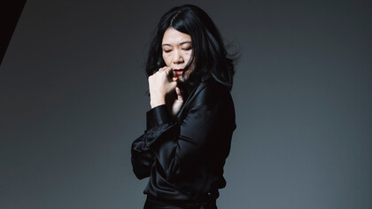 Il était parfait, tellement parfait que je me suis persuadée qu’il devait être l’homme envoyé par Dieu pour m’aimer à jamais.  
Photo par Aura Constantin