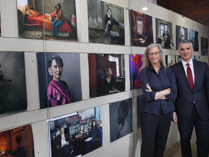 Annie Leibovitz and Sergio P. Ermotti, Group CEO UBS ©Peter Macdiarmid
