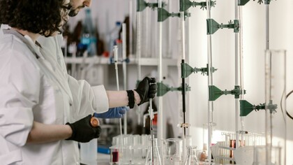 A UMIPI-BR.UY será responsável pela coordenação de estudos, programas e projetos conjuntos. Eles estudarão o bioma Pampa, bioinsumos, inteligência artificial, digitalização, sustentabilidade e gestão institucional. O acordo estabelece colaborações entre a Embrapa e o INIA, com sede no Rio Grande do Sul e em duas estações experimentais no Uruguai. O acordo Embrapa-INIA criou comitês conjuntos, planos de trabalho anuais, equipes técnicas e mecanismos de gestão. Eles facilitarão as atividades da UMIPI, consolidando uma estrutura permanente de cooperação científica entre os dois países. Eles ampliarão o intercâmbio técnico, fortalecerão políticas de agricultura sustentável e promoverão soluções tecnológicas voltadas para a competitividade e o desenvolvimento regional