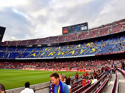 Vue des gradins du stade de Camp Nou en Espagne en préparation pour un match du FC Barcelone
