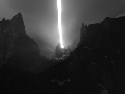 Edoardo Romagnoli, Luna_7941_Les dames anglaises (dettaglio), 2020, stampa su carta Baryta 325 gr, 30 x 30 cm, Ex 2/7 + p.d.a (con vetro)