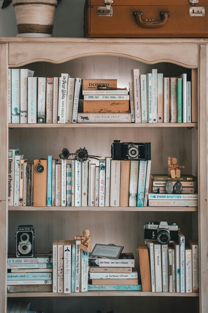 Los objetos que usamos cada día terminan cargándose de nuestra rutina, hasta convertirse en pequeñas extensiones de quienes somos