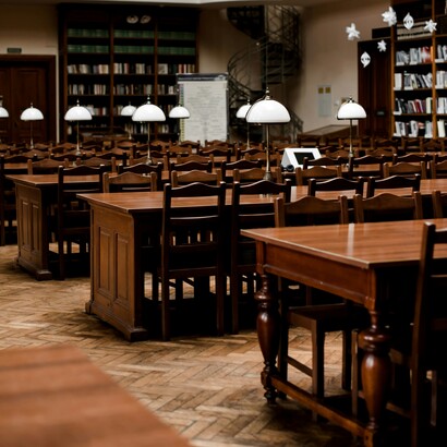 La giustizia non è solo una sentenza, ma un gesto culturale, la capacità di distinguere il bene dal male anche quando conviene tacere